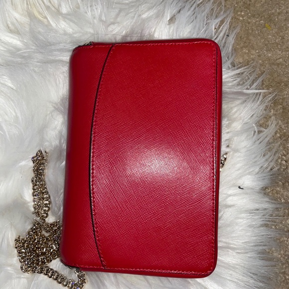 Crossbody - Picture 4 of 5